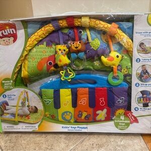 NWT Bruin Kickin’ Keys Playgym Green and Blue Learning Baby Piano Playmat